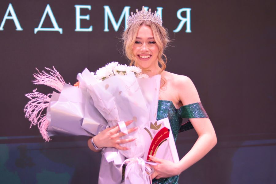 В Алтайском филиале Президентской академии прошел ежегодный конкурс «Мисс Академия – 2024» .
