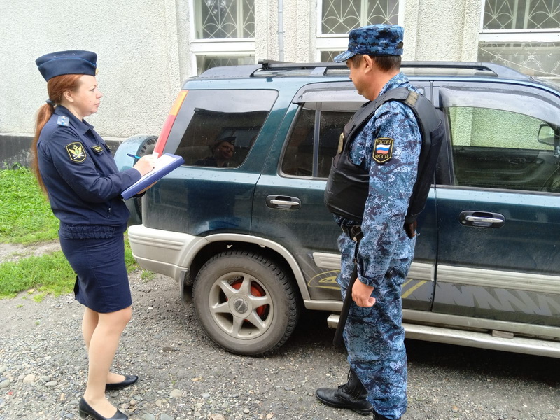 Долг в 700 тыс. рублей  перед сыном погашен в полном объеме.