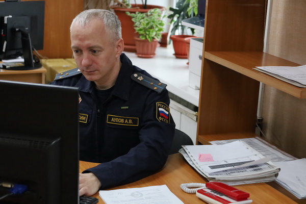 Жители Алтайского края могут проконсультироваться по вопросам взыскания алиментов .