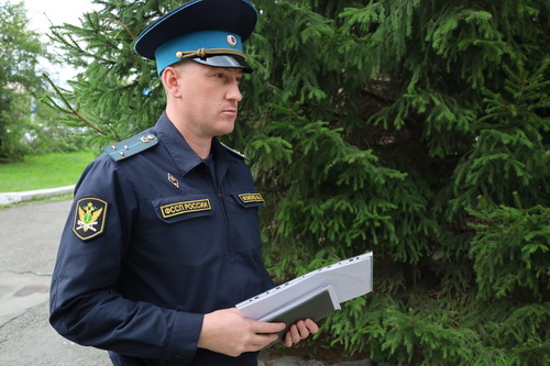 В Барнауле алиментщик выплатил более 1 млн. рублей, чтобы избежать административного наказания .