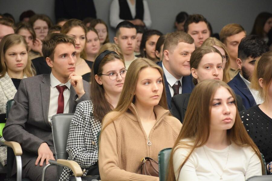 Приглашаем молодых ученых к участию во всероссийской научно-практической конференции .
