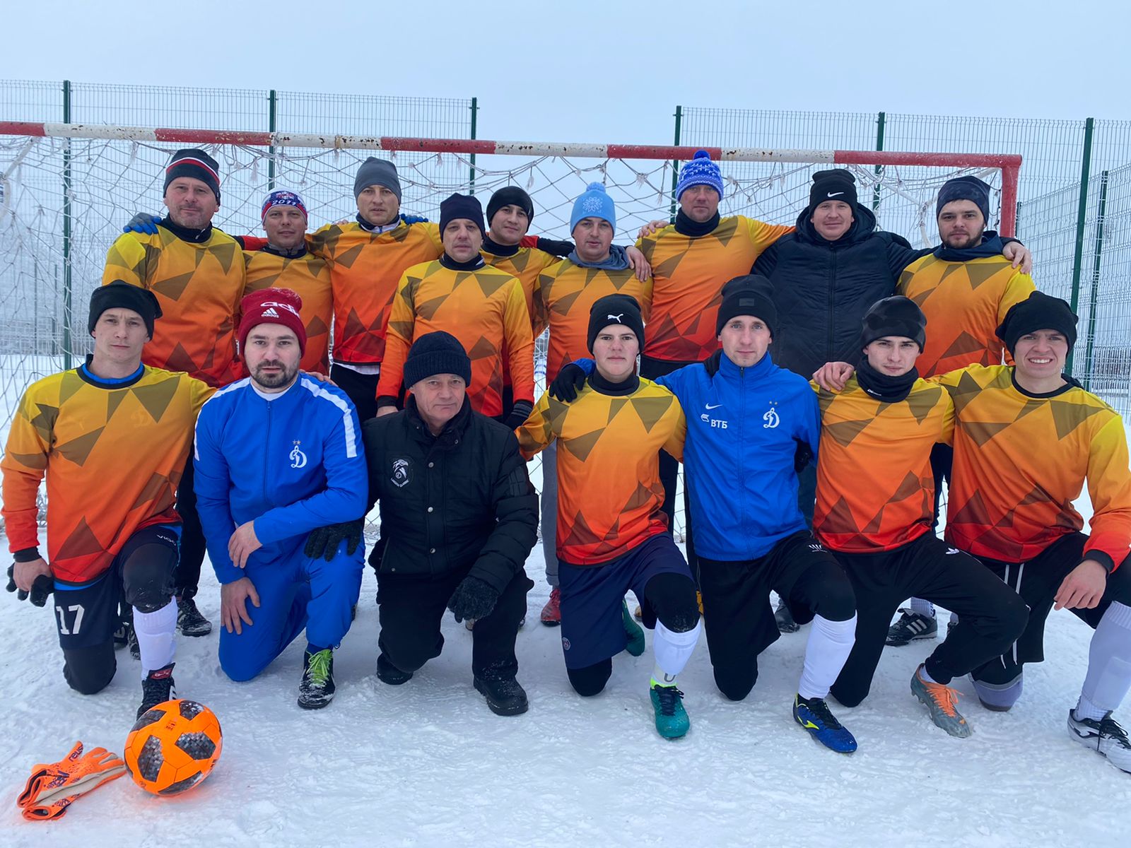  В предстоящие выходные, 20 и 21 января, в Ребрихе пройдут зональные отборочные соревнования зимней Олимпиады сельских спортсменов Алтайского края по лыжным гонкам.
