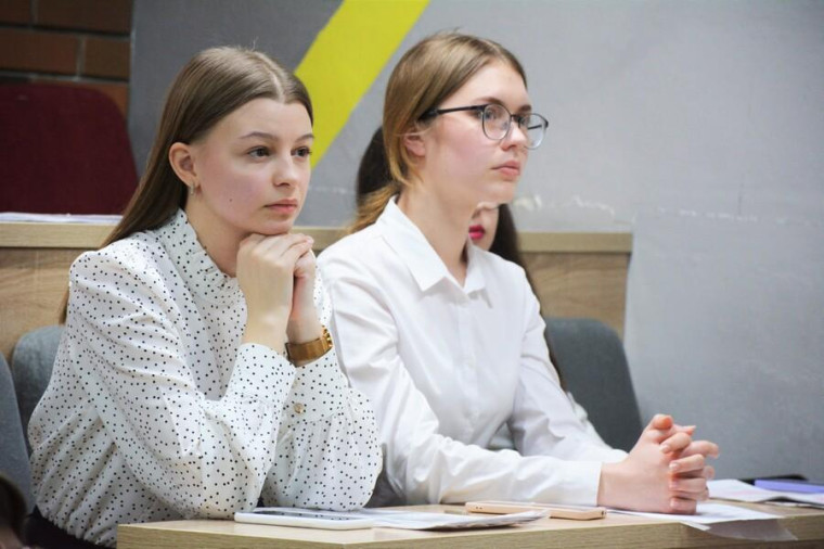 Приглашаем молодёжь Алтайского края принять участие в региональной научно-практической конференции. Приглашаем молодёжь Алтайского края принять участие в региональной научно-практической конференции.