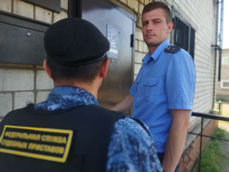 Судебные приставы помогли сотруднику кулундинской организации получить зарплату. Судебные приставы помогли сотруднику кулундинской организации получить зарплату.