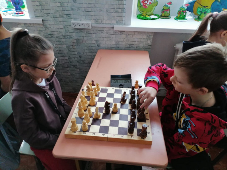 6 марта состоялись зональные соревнования по шахматам «Белая ладья» Каменской зоны.